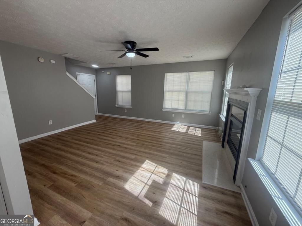 310 Lakeside Circle - Photo 1