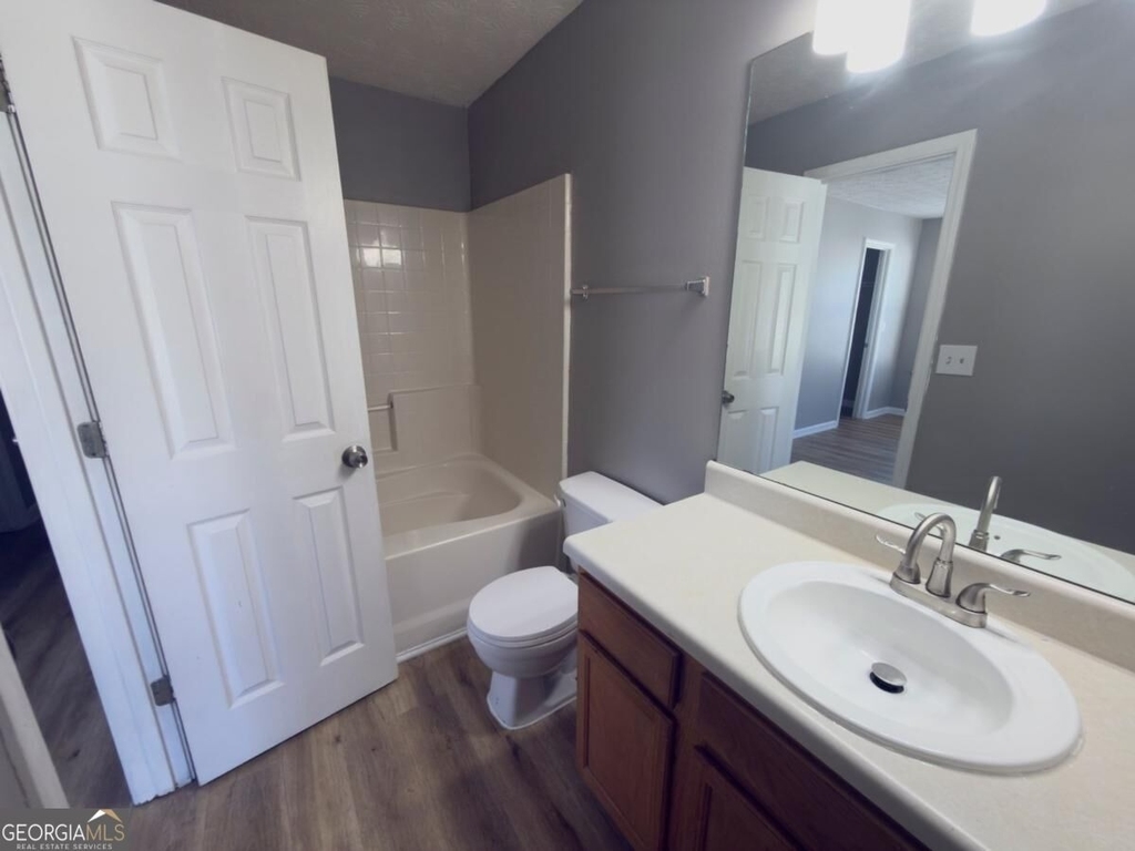 310 Lakeside Circle - Photo 23