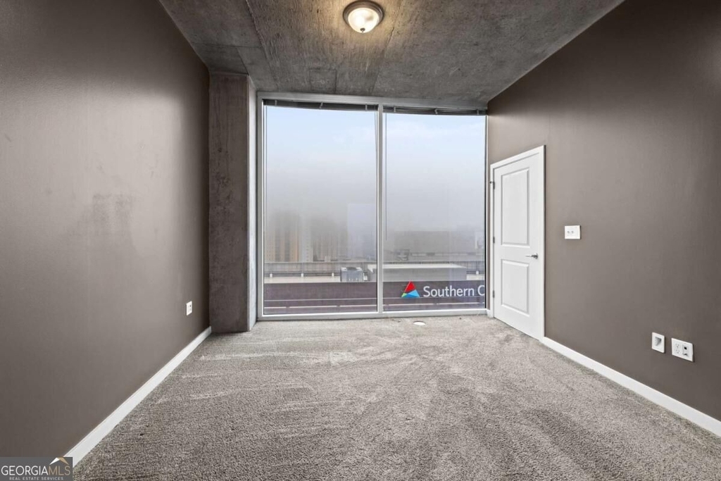 400 W Peachtree Street Nw - Photo 6