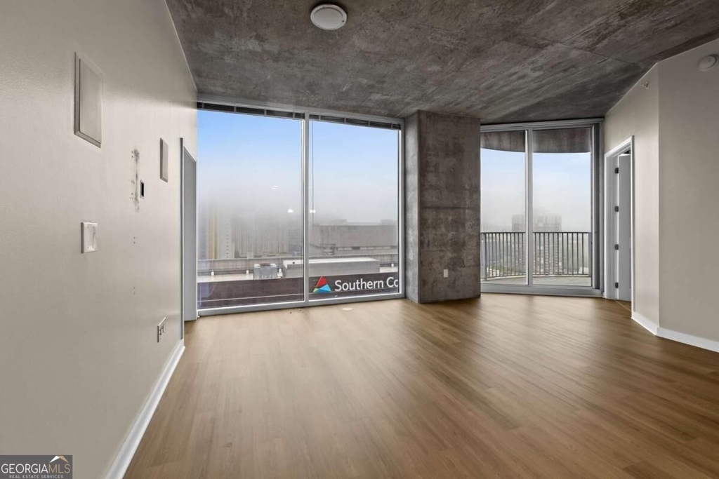 400 W Peachtree Street Nw - Photo 9