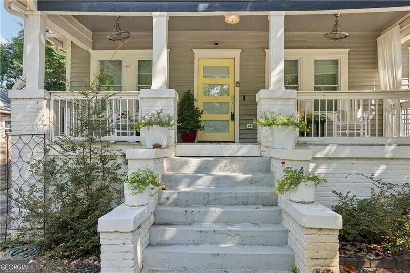 1003 Parsons Street Sw - Photo 1