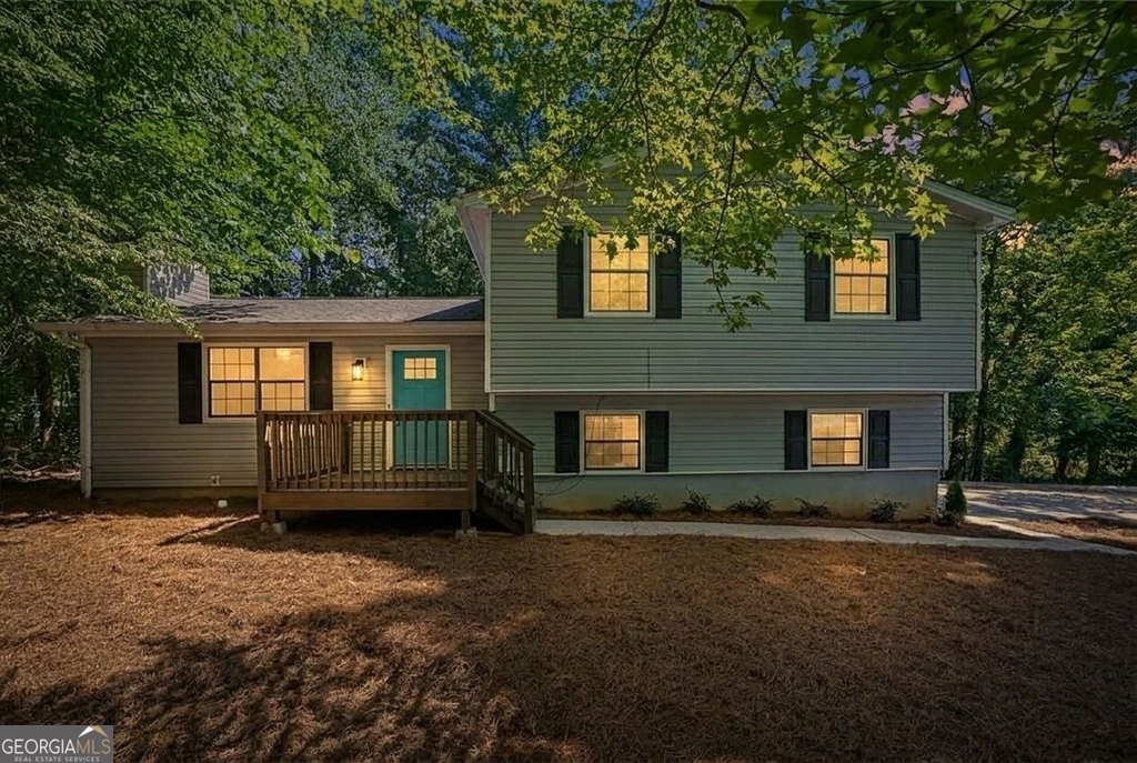 1909 Suwanee Valley Road - Photo 0