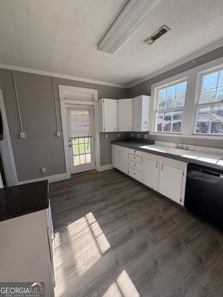 15 Elmwood Street Ne - Photo 9