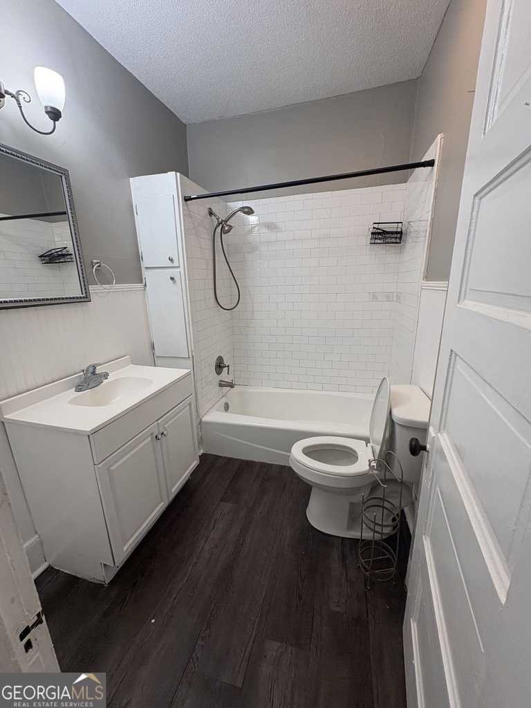 15 Elmwood Street Ne - Photo 3