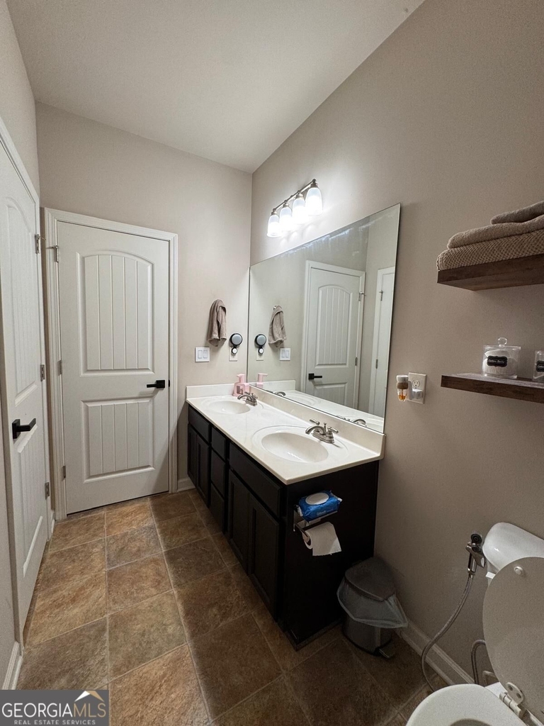 5786 Apple Grove Road - Photo 17