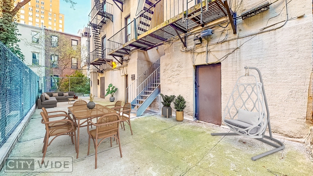 55 West 105th Street - Photo 5