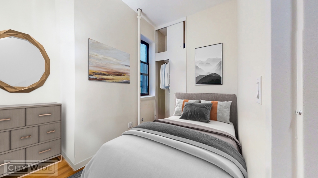 55 West 105th Street - Photo 4