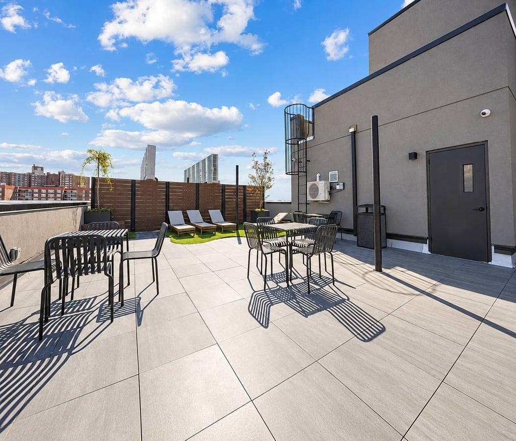 706 East 32nd Street - Photo 8