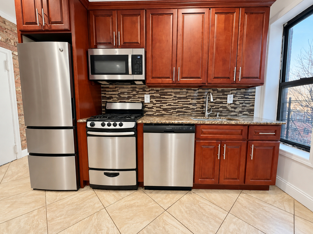 118 Quincy Street - Photo 8