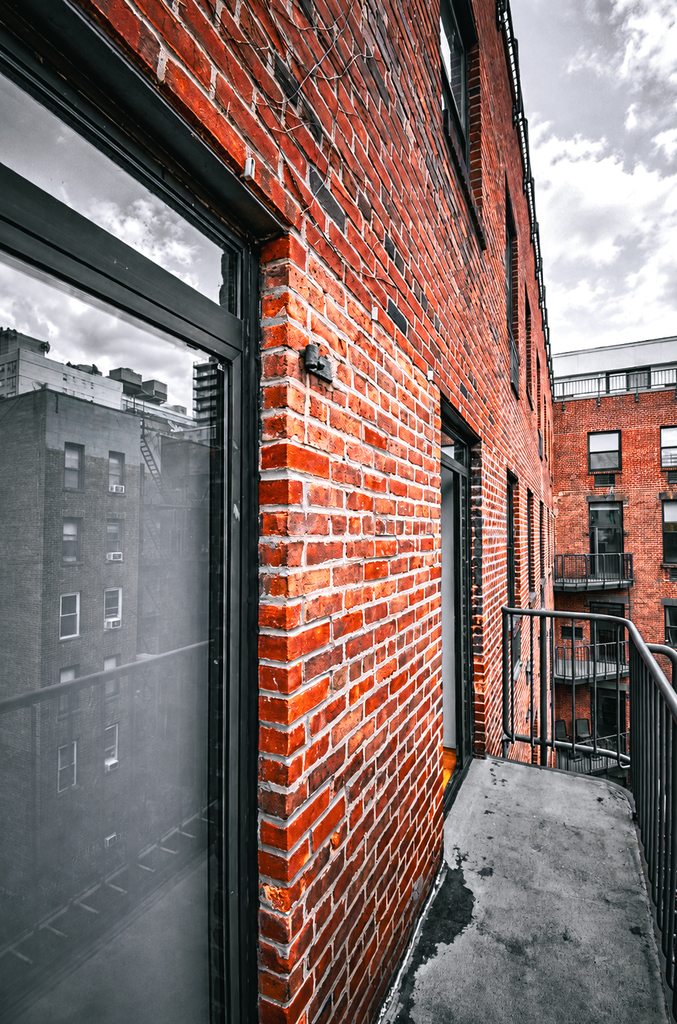 201 East 12th Street - Photo 7
