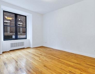 East 31st Street And Madison Avenue - Photo 0