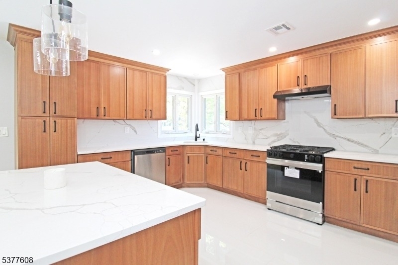 96 Newton Sparta Rd - Photo 1