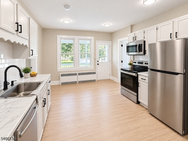 54 Park Ave - Photo 2