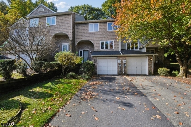 125 Patriots Rd - Photo 0