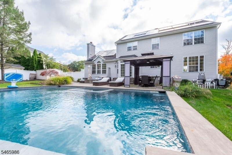 22 Saunders Ln - Photo 1