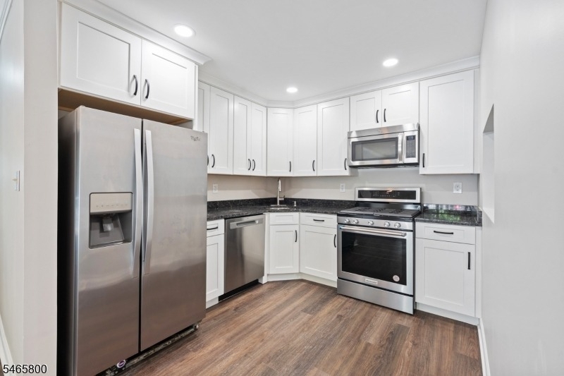 77 Sapphire Ln - Photo 9