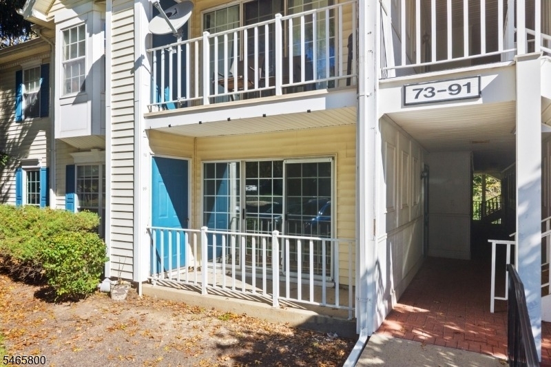 77 Sapphire Ln - Photo 1