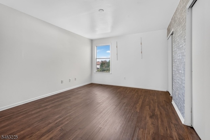 233 Spruce Ct - Photo 14