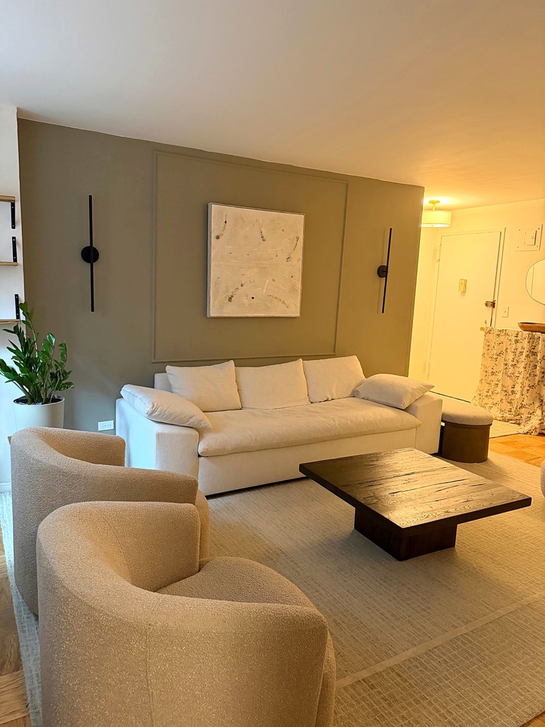 345 East 81st Street - Photo 6