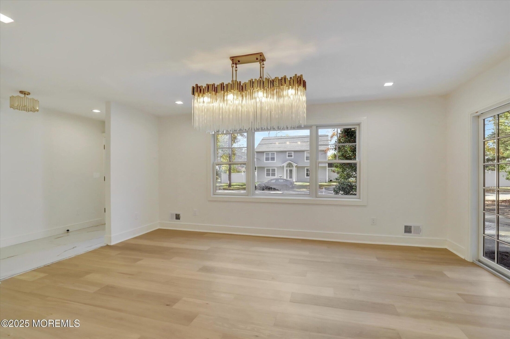 243 Woodcrest Road - Photo 14