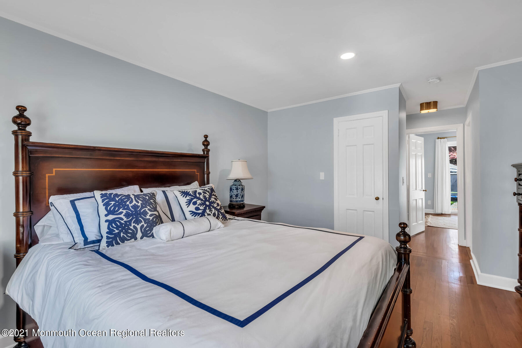200 Lorraine Avenue - Photo 20