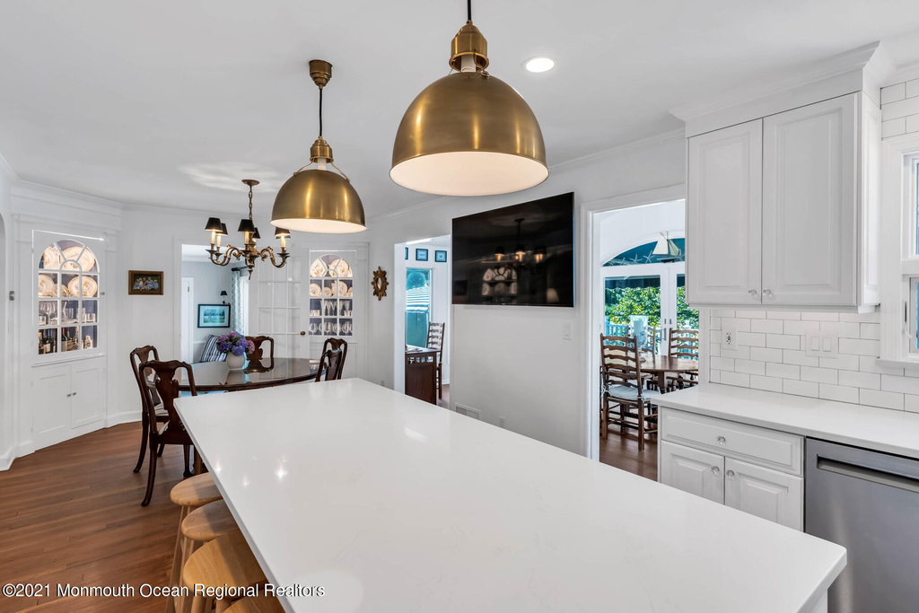 200 Lorraine Avenue - Photo 5