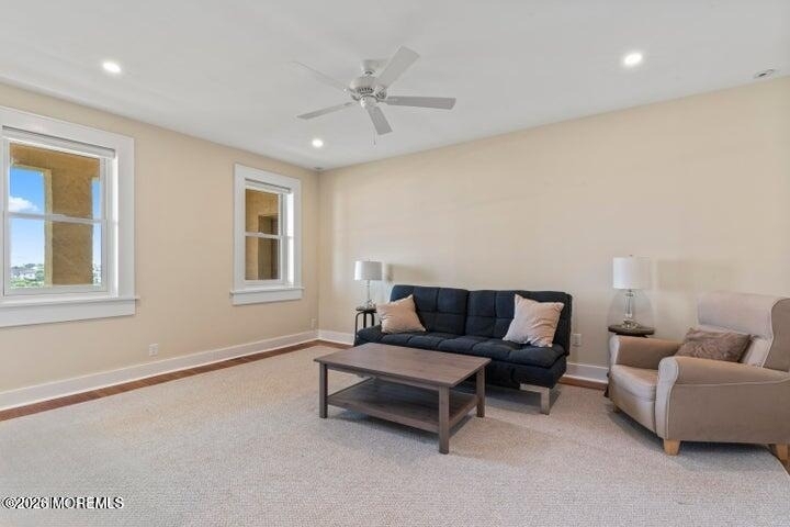 1 Roseld Avenue - Photo 4