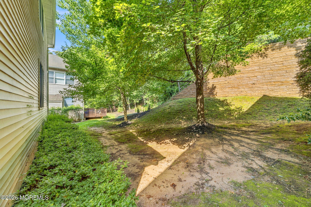 25 Brittany Court - Photo 20