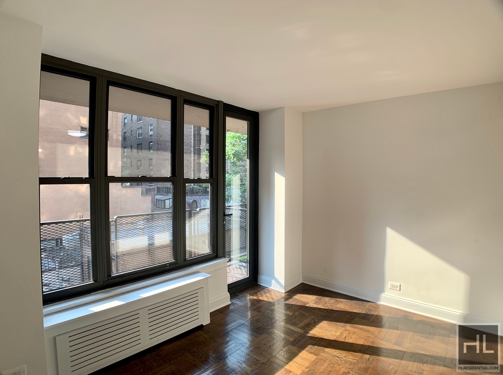 East 35 Street - Photo 0