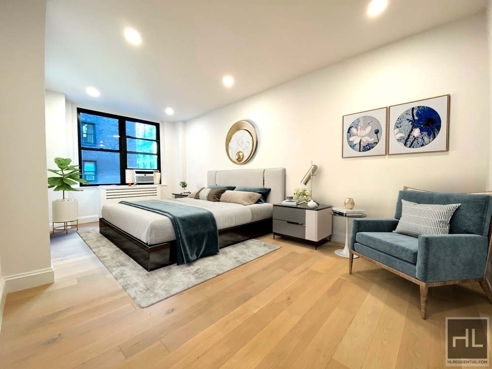 East 48th Street - Photo 0
