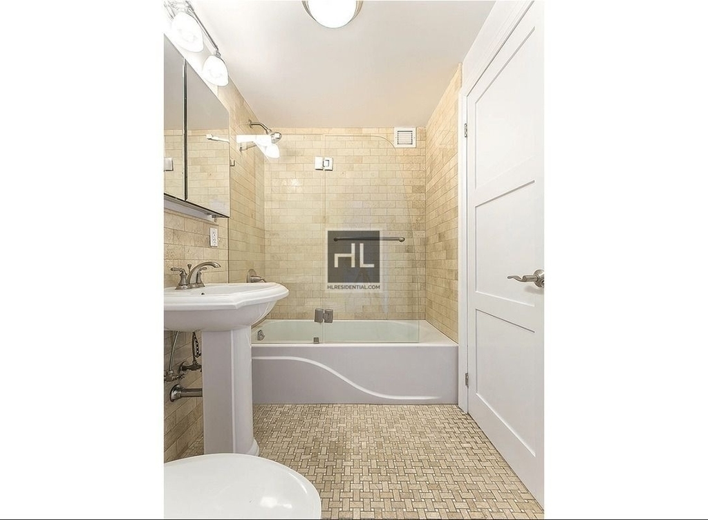 West 93rd Street - Photo 11