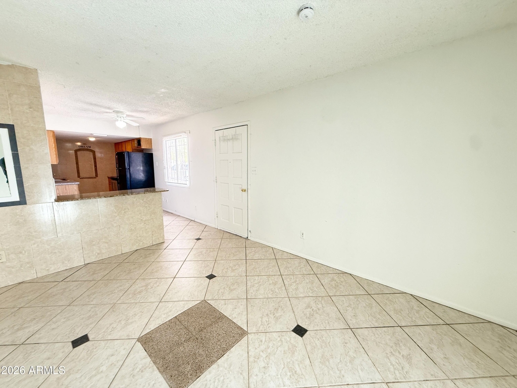4490 E Pueblo Avenue - Photo 5