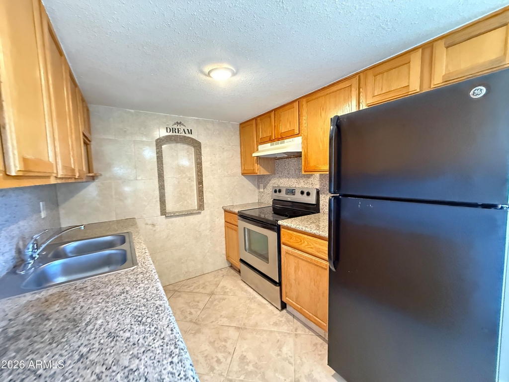 4490 E Pueblo Avenue - Photo 7