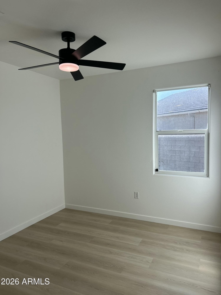 577 N 17th Street - Photo 4