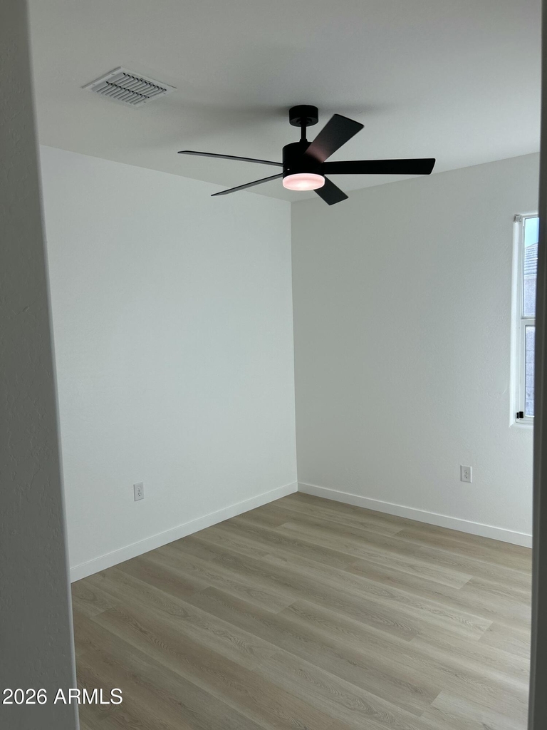 577 N 17th Street - Photo 3