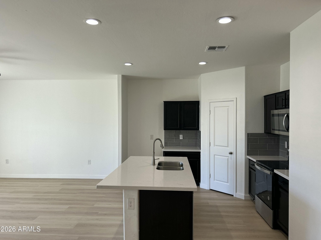 577 N 17th Street - Photo 14