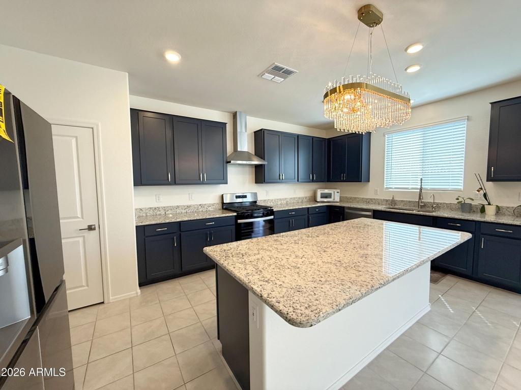 17153 W Blue Sky Drive - Photo 6