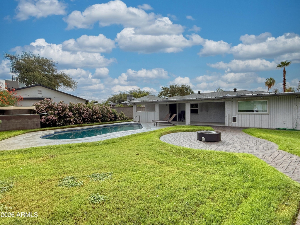 1116 E Fern Drive N - Photo 27