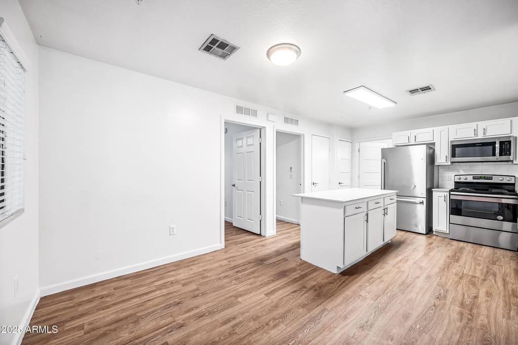 3065 N 67th Avenue - Photo 5