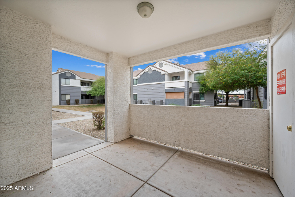 3065 N 67th Avenue - Photo 12