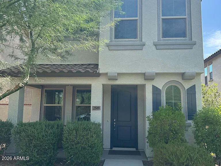 2509 N Heritage Street - Photo 0