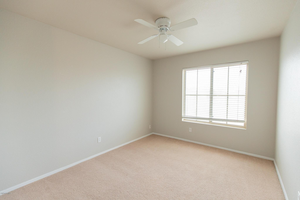 18033 N Skyhawk Drive - Photo 11