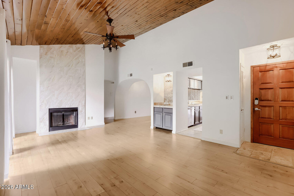 5998 N 78th Street - Photo 5