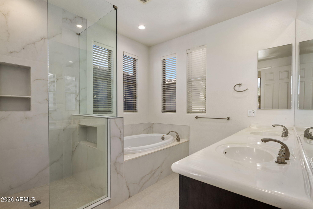 20802 N Grayhawk Drive - Photo 24