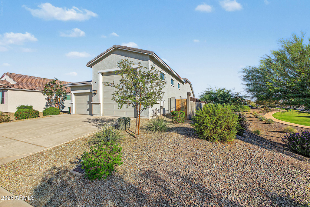 17822 W Villa Hermosa Lane - Photo 5