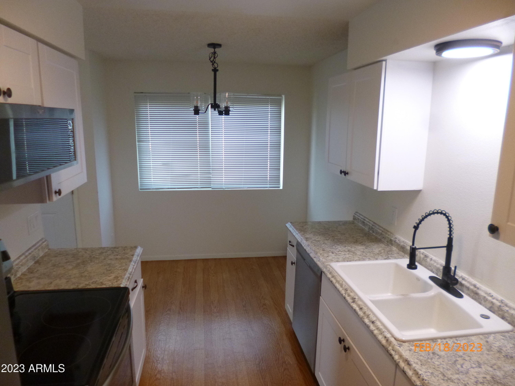 9515 W North Lane - Photo 4
