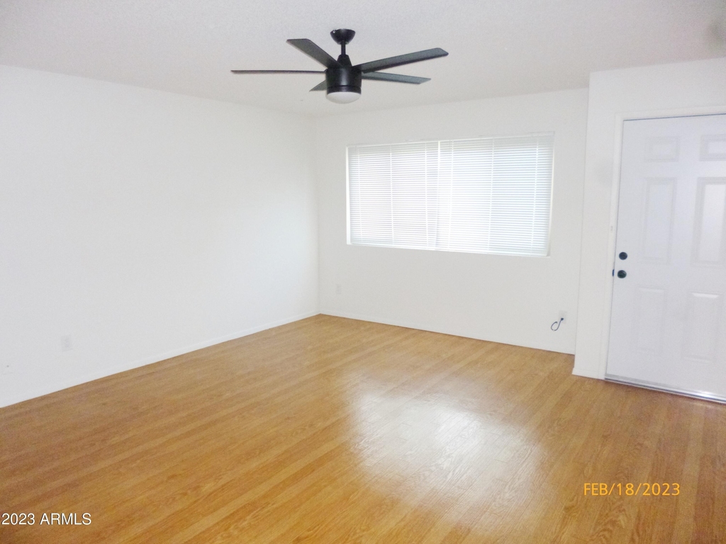 9515 W North Lane - Photo 5