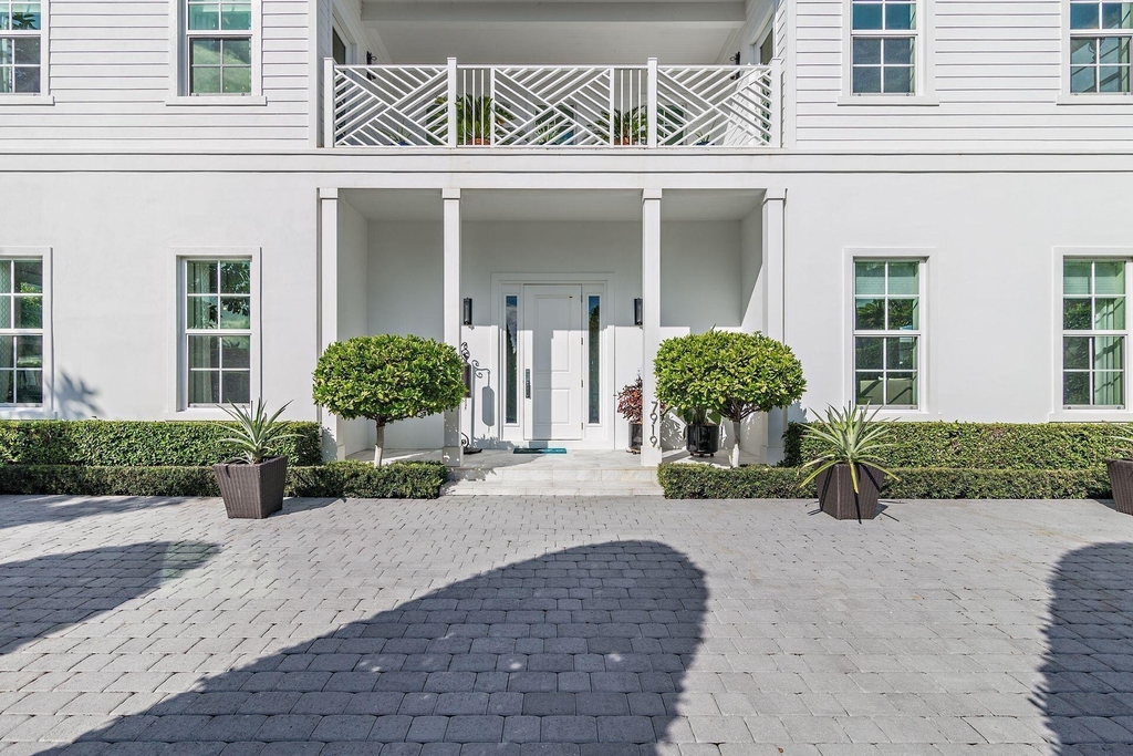 7919 Flagler Court - Photo 3