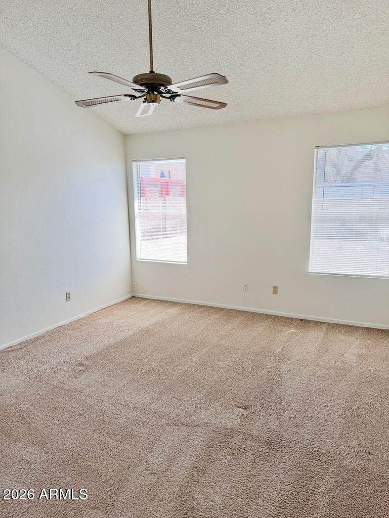 6951 W Cheryl Drive - Photo 18
