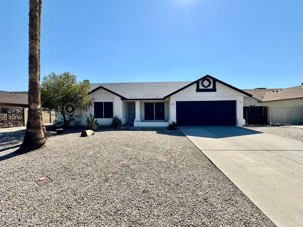 6951 W Cheryl Drive - Photo 4